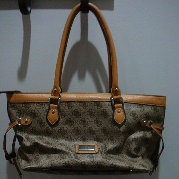 Guess Scandal Vintage Y2K Monogram Tan & Brown Zip Close Large Handle Bag - Picture 1 of 11